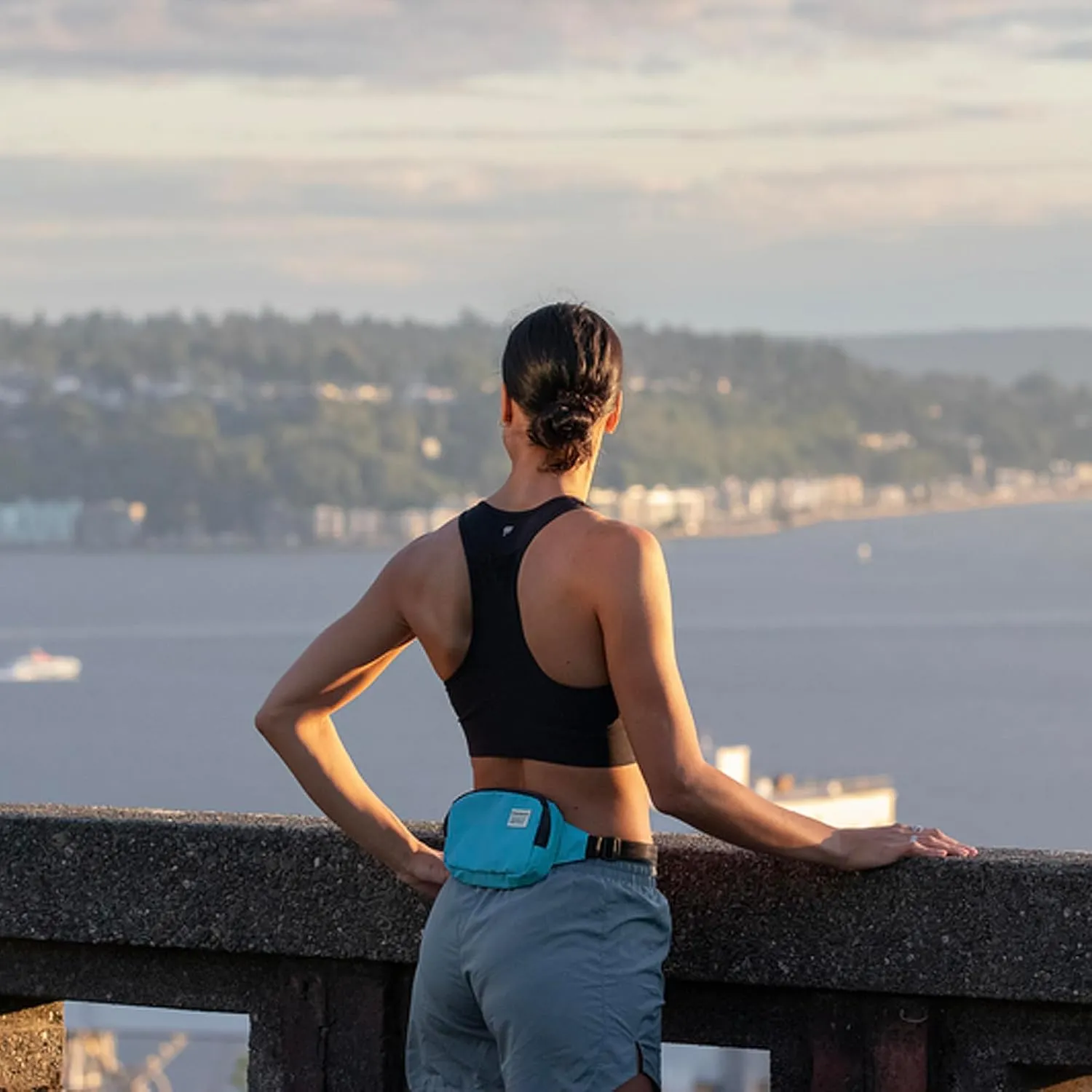 Amphipod R3 Convertible Pack, Lightweight Runners Pack & Crossbody Bag for Running, Travel, Hiking, Every Day, Men & Women - Dove/Slate