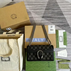 Charm - GG Bags - 490