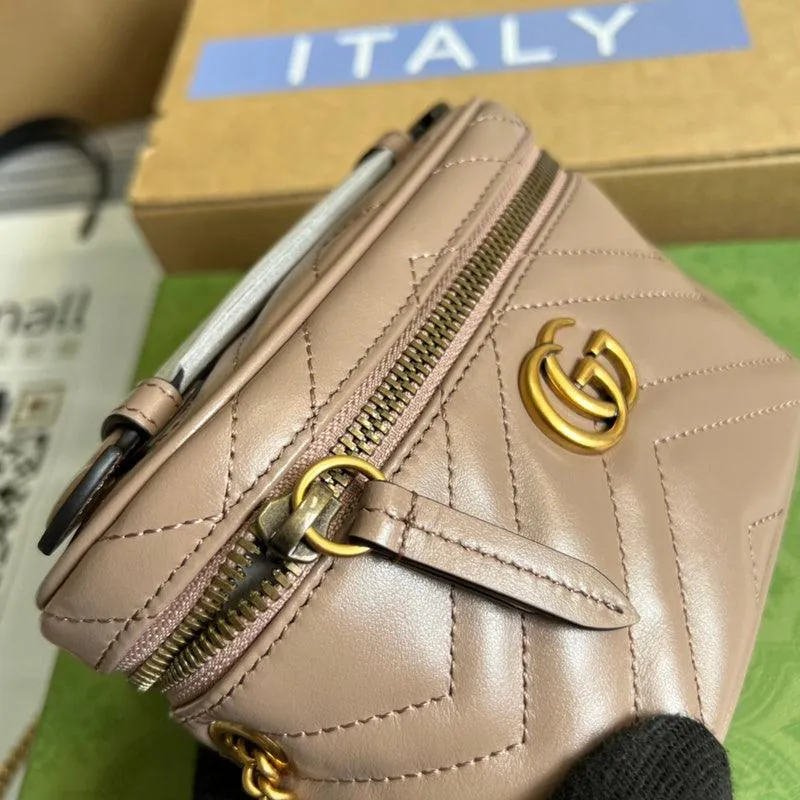 Charm - GG Bags - 750