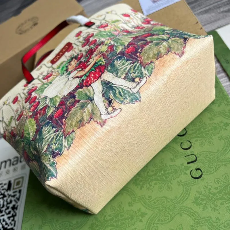 Charm - GG Bags - 974