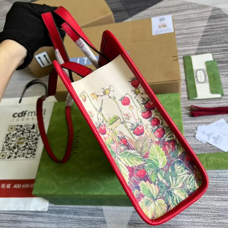 Charm - GG Bags - 979