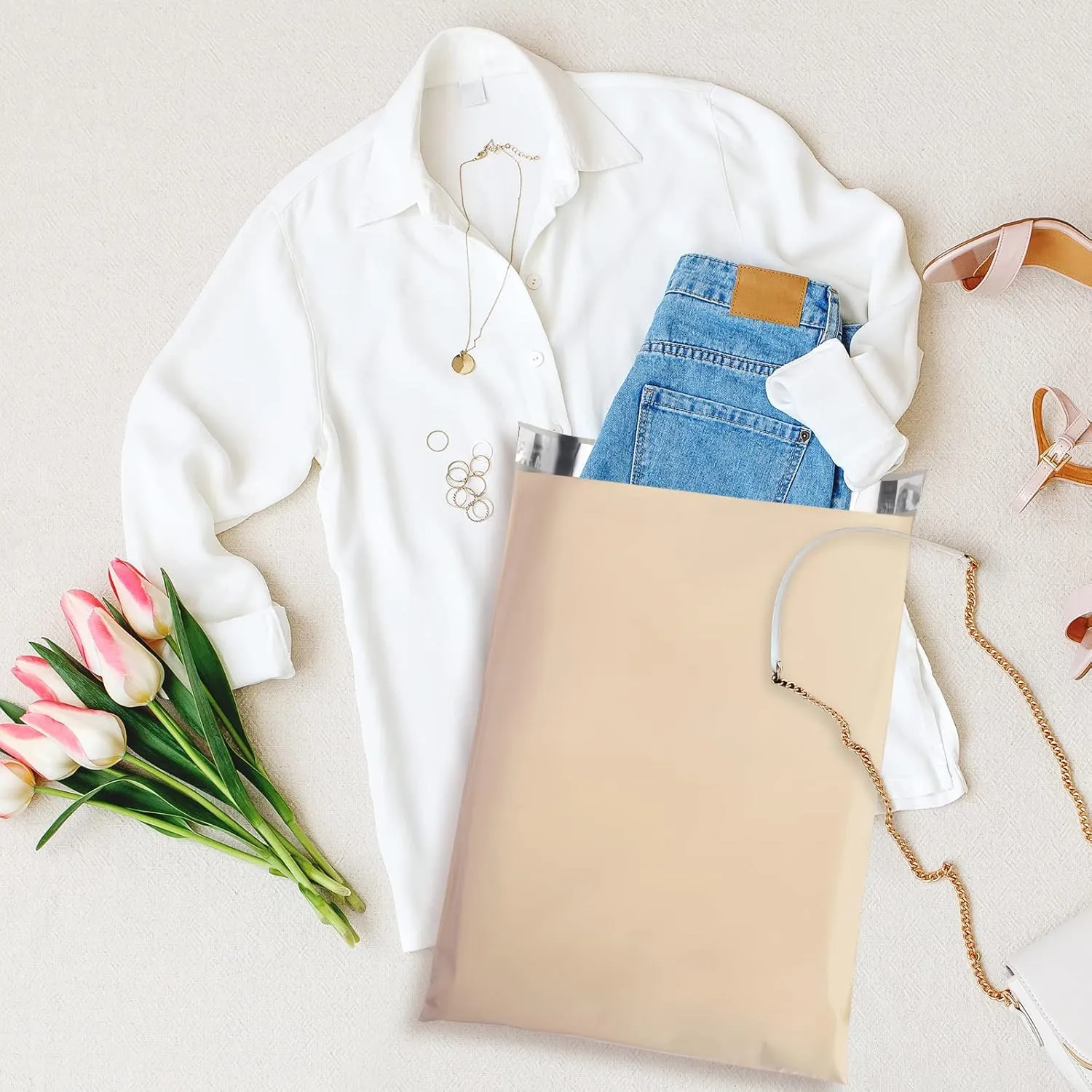 Fuxury Poly Mailers 10x13 Inch 100 Pcs, Waterproof Shipping Bags for Clothing, Strong Adhesive Shipping Envelopes for Small Business Suppliers, Self Seal Mailers Poly Bags Mailing Envelopes Beige