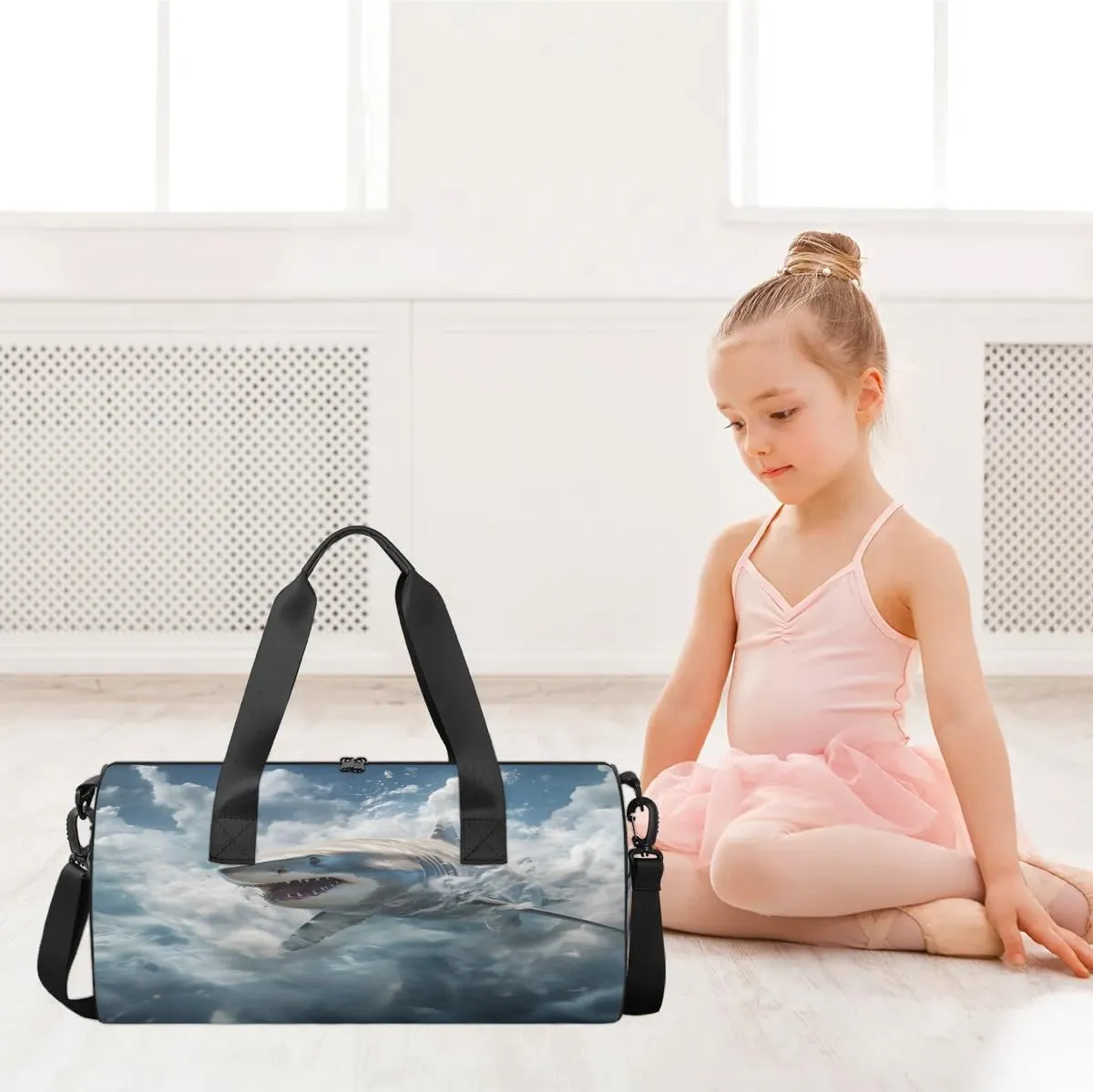 Ocean Shark Gym Bag for Women Men Lightweight Weekender Travel Bag Stylish Duffle Bag for Gym Travel Overnight Carry On