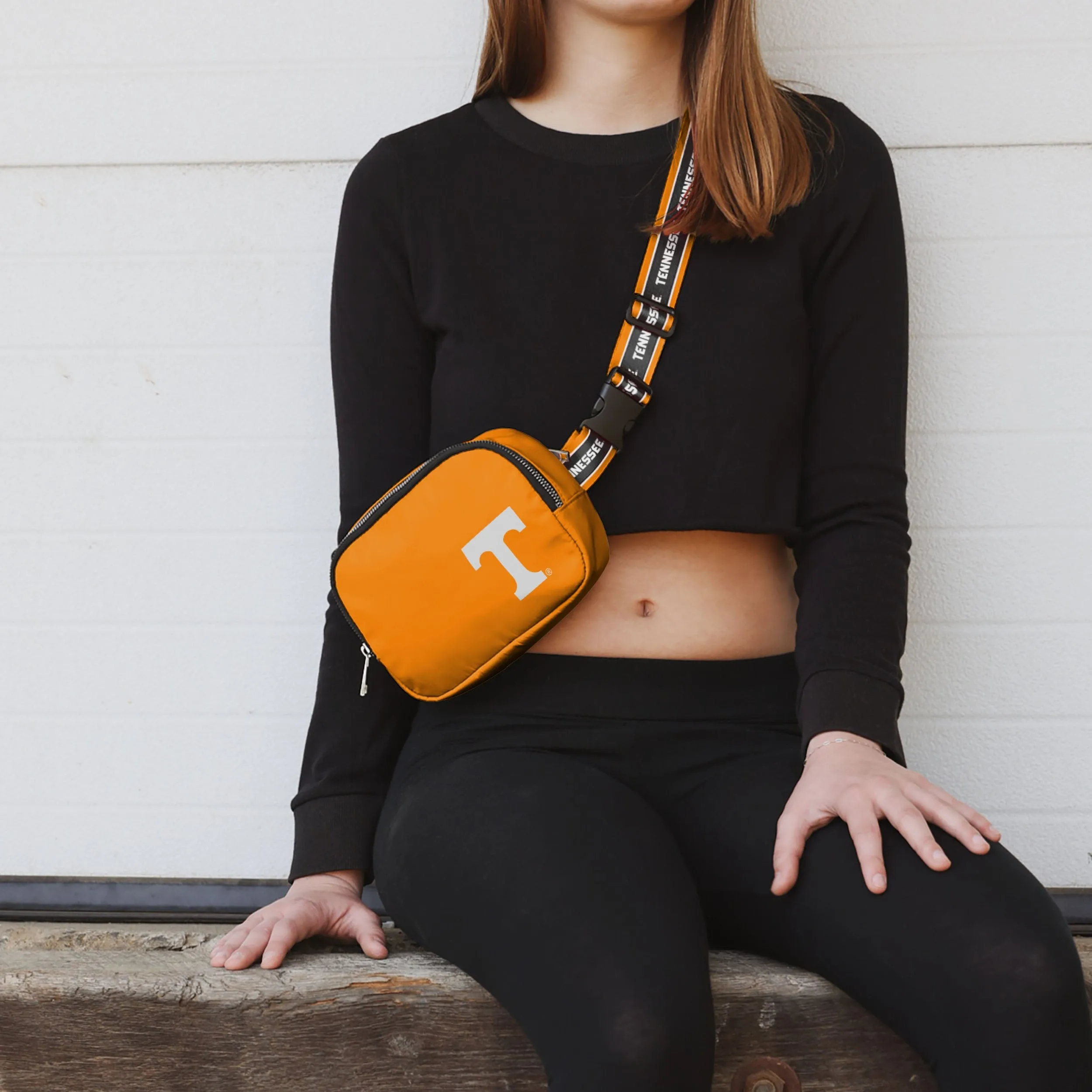 Tennessee Volunteers Team Wordmark Crossbody Belt Bag